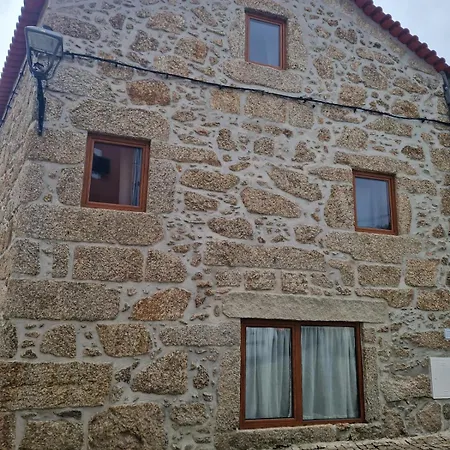 Semesterbostad Casa Da Palheira Sabugueiro (Guarda)