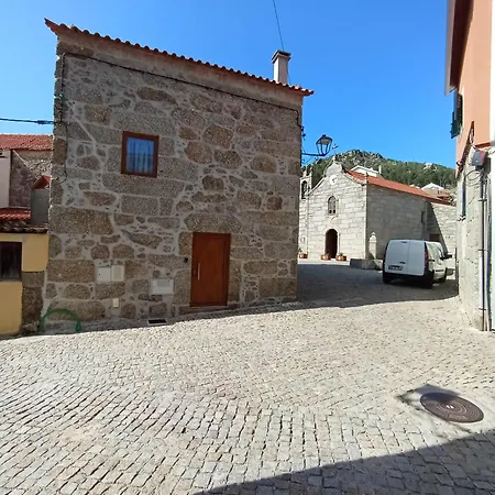 Semesterbostad Casa Da Palheira *