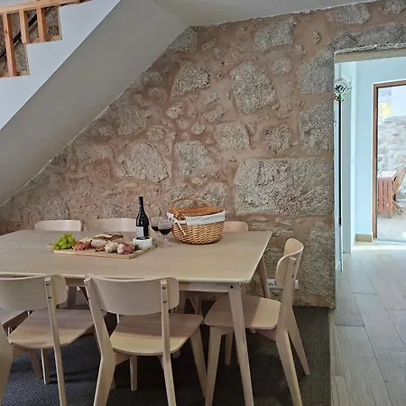 Casa Da Palheira Sabugueiro (Guarda)