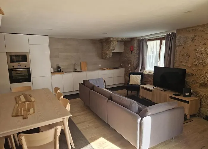 Casa Da Palheira * Sabugueiro (Guarda)